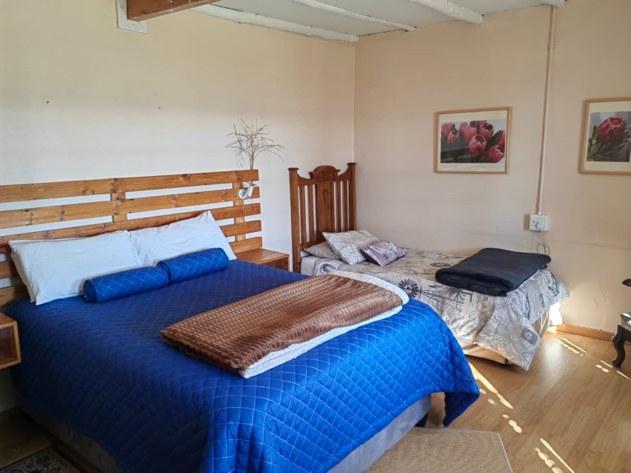 6 Bedroom Property for Sale in Joubertina Eastern Cape